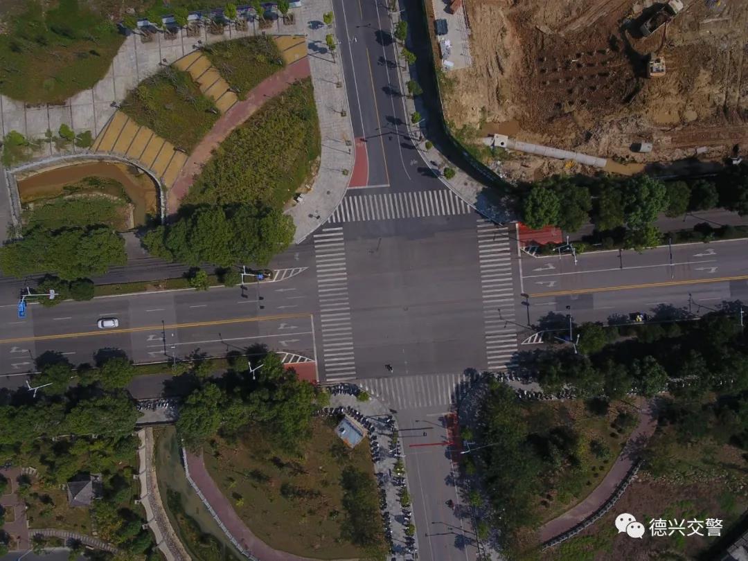 关于启用德兴市新增3处红绿灯路口交通技术监控设备的公告